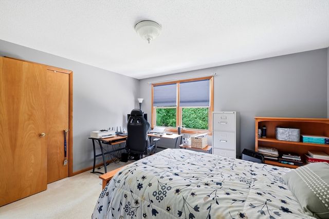 16 Lessard, East Longmeadow, MA 01028