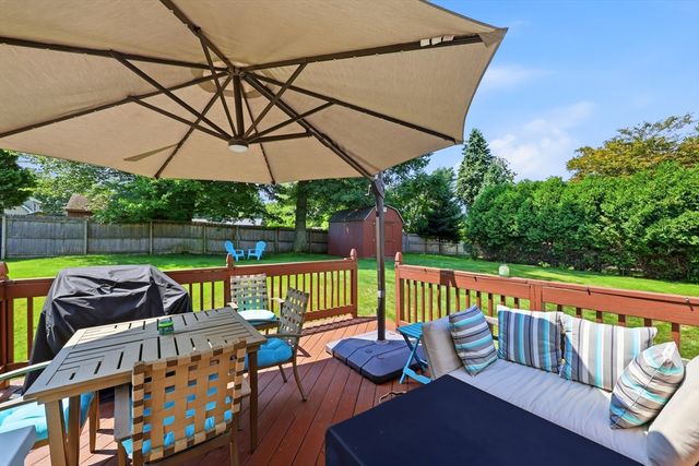 16 Lessard, East Longmeadow, MA 01028