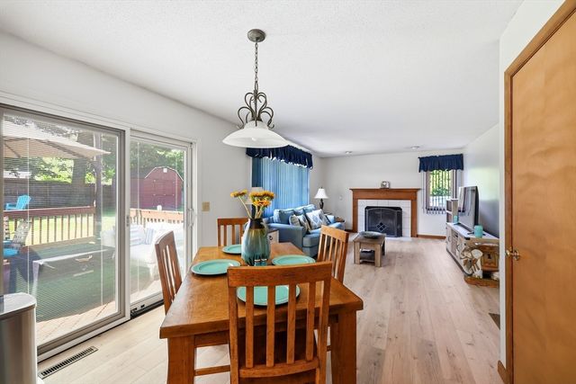 16 Lessard, East Longmeadow, MA 01028