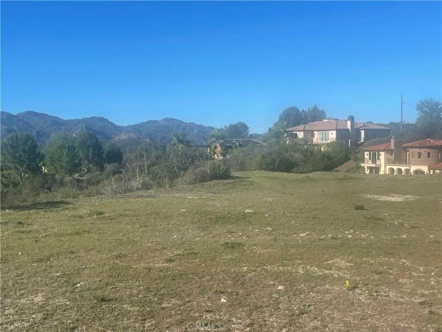 25066 Mulholland Hwy, Calabasas, CA 91302