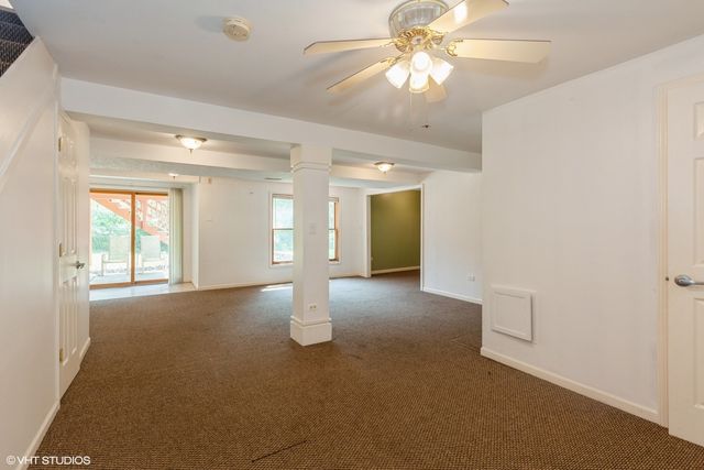 8885 Dryden Street, Woodridge, IL 60517