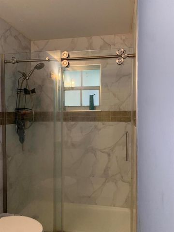 1345 W 34th Street, Riviera Beach, FL 33404