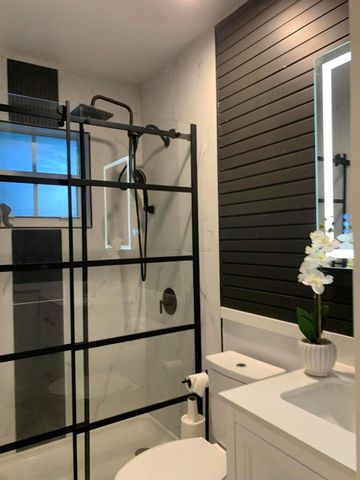 1345 W 34th Street, Riviera Beach, FL 33404