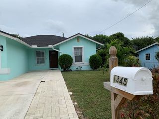 1345 W 34th Street, Riviera Beach, FL 33404