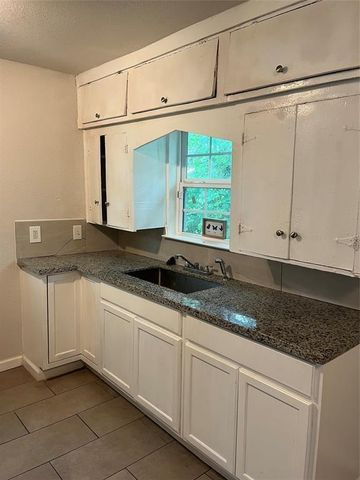 7227 Saint Augustine Street, Houston, TX 77021