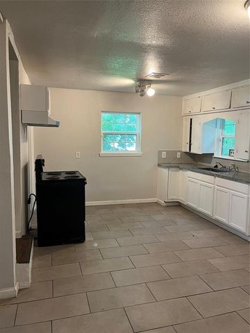 7227 Saint Augustine Street, Houston, TX 77021