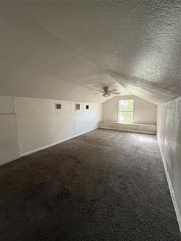 7227 Saint Augustine Street, Houston, TX 77021