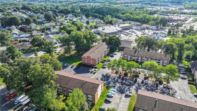 1145 Hartford Avenue 5A, Johnston, RI 02919