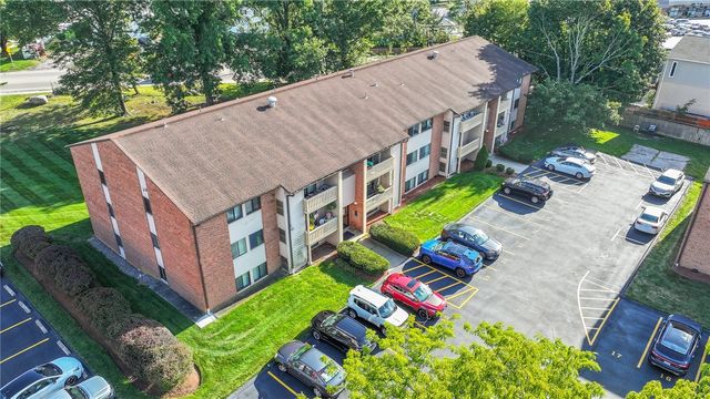 1145 Hartford Avenue 5A, Johnston, RI 02919