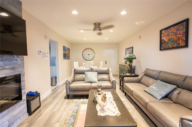 1145 Hartford Avenue 5A, Johnston, RI 02919