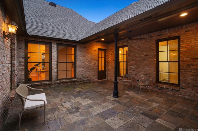 6735 Rue Bocage, Baton Rouge, LA 70809