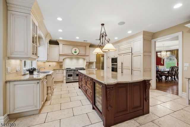 56 WILL LANE, Watchung Boro, NJ 07069