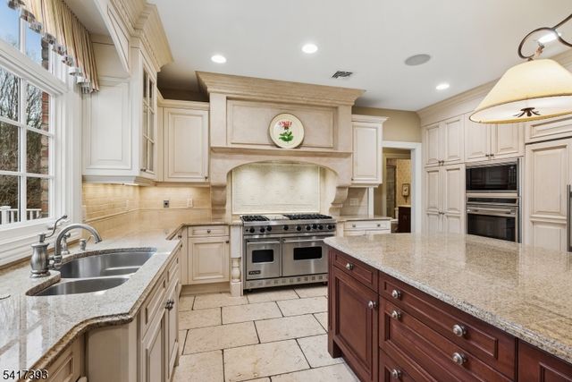56 WILL LANE, Watchung Boro, NJ 07069