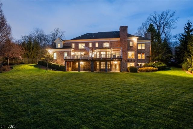 56 WILL LANE, Watchung Boro, NJ 07069