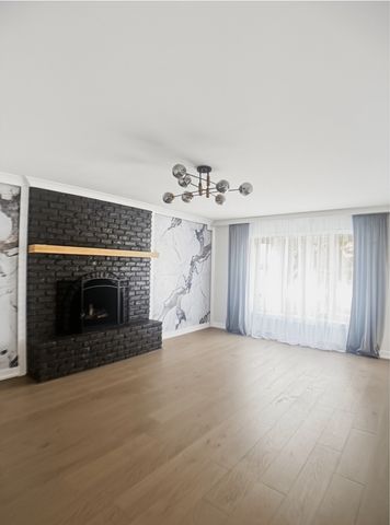 19W071 Avenue Chateaux, Oak Brook, IL 60523
