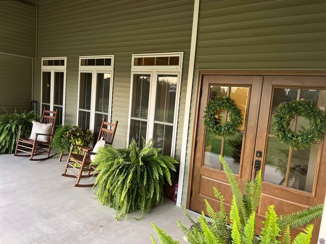 5073 State Route 1820, Cunningham, KY 42035