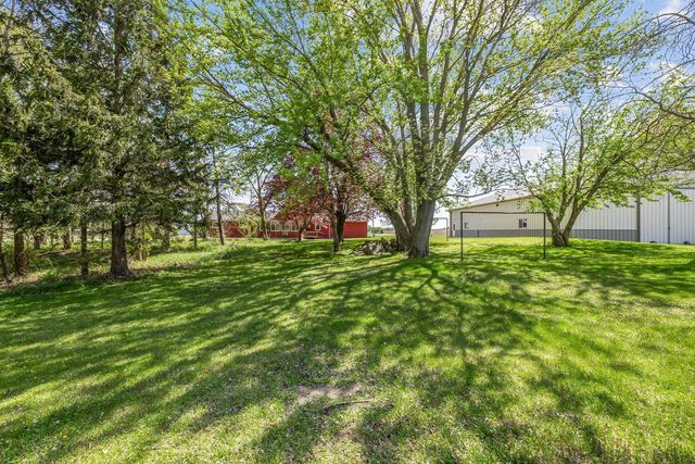 W1586 County Road H, New Holstein, WI 53061