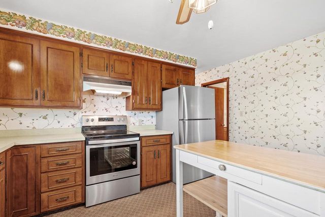 W1586 County Road H, New Holstein, WI 53061
