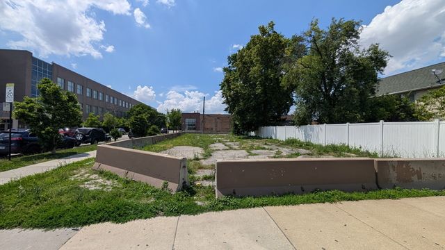 4754 S Rockwell Street, Chicago, IL 60632