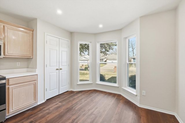 5910 Fawn Meadow Trail, Arlington, TX 76017