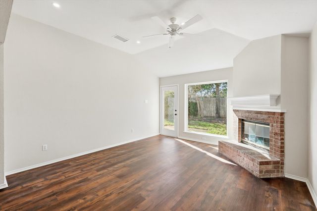 5910 Fawn Meadow Trail, Arlington, TX 76017