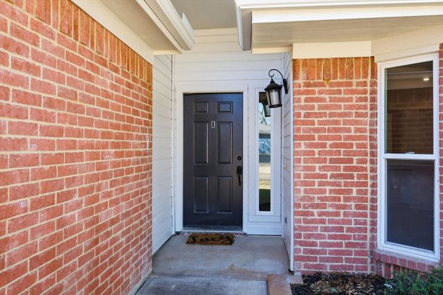 5910 Fawn Meadow Trail, Arlington, TX 76017