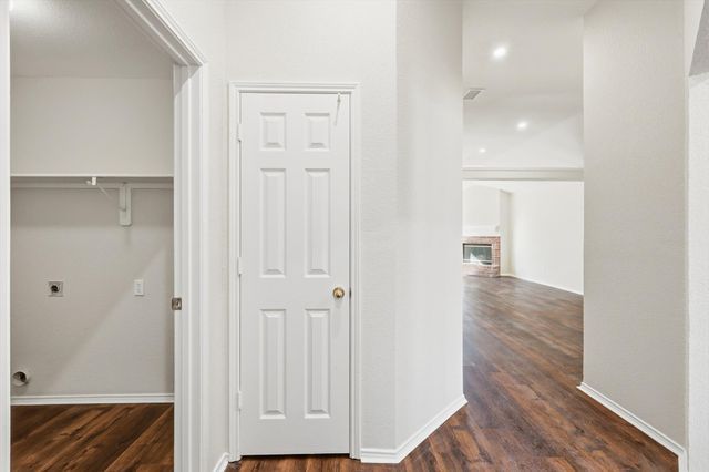 5910 Fawn Meadow Trail, Arlington, TX 76017