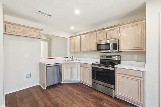 5910 Fawn Meadow Trail, Arlington, TX 76017