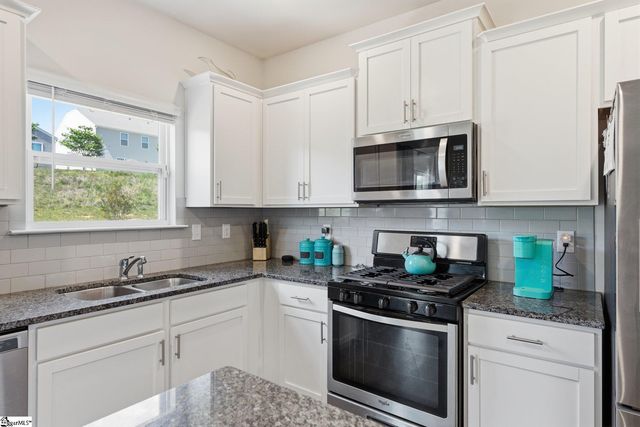 111 Riverport Drive, Simpsonville, SC 29680