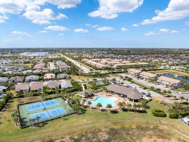 4829 Jumping Way, Lake Worth, FL 33467