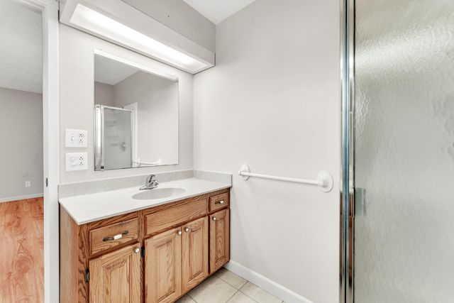 2725 W Camino Alto Street, Springfield, MO 65810