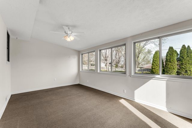 2725 W Camino Alto Street, Springfield, MO 65810