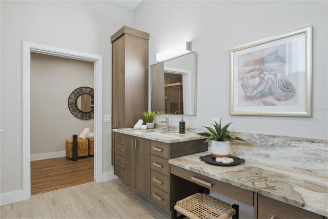 915 BAYSHORE DRIVE, Tarpon Springs, FL 34689