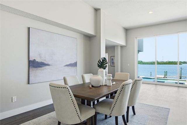 915 BAYSHORE DRIVE, Tarpon Springs, FL 34689