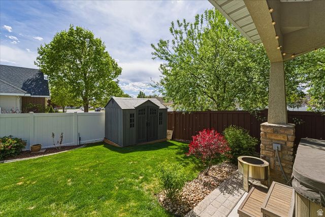 4521 W CARRIAGE LN, Cedar Hills, UT 84062