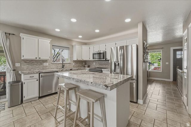 4521 W CARRIAGE LN, Cedar Hills, UT 84062