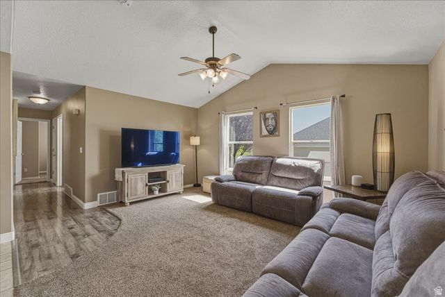 4521 W CARRIAGE LN, Cedar Hills, UT 84062
