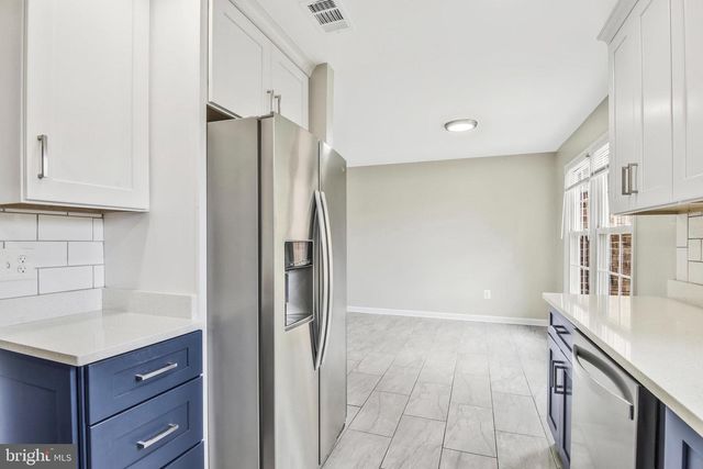 10257 FRIENDSHIP CT, Fairfax, VA 22032