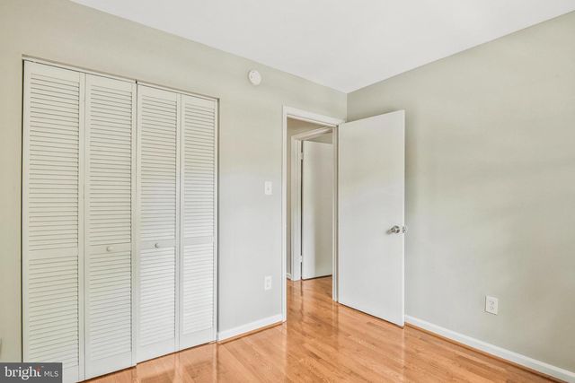 10257 FRIENDSHIP CT, Fairfax, VA 22032