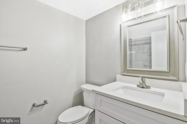 10257 FRIENDSHIP CT, Fairfax, VA 22032