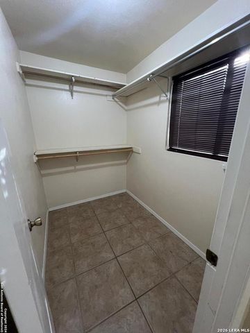 208 Michelle, Converse, TX 78109