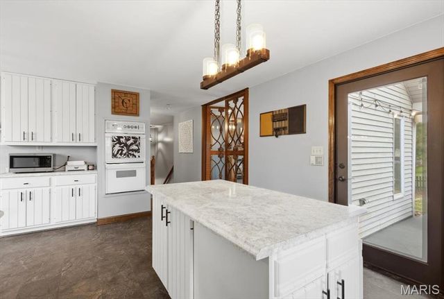 249 Reinke Road, Ballwin, MO 63021