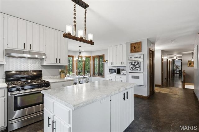 249 Reinke Road, Ballwin, MO 63021