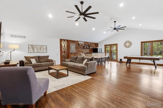 249 Reinke Road, Ballwin, MO 63021