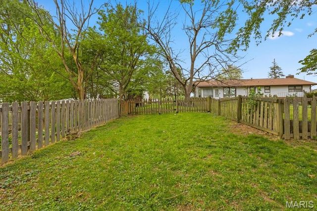249 Reinke Road, Ballwin, MO 63021