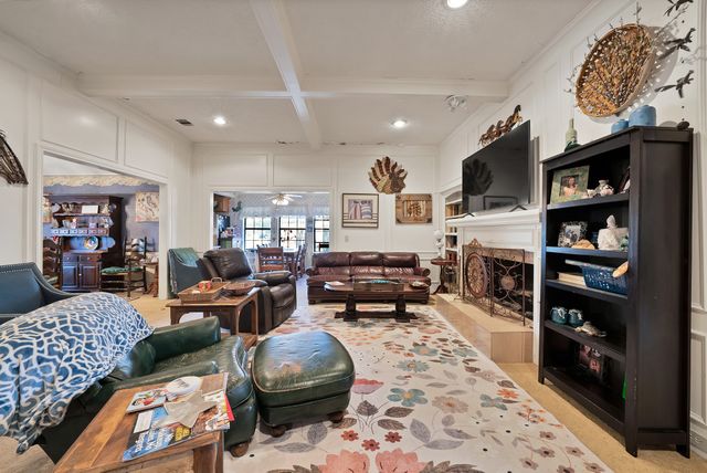 2144 Usa Drive, Plano, TX 75025