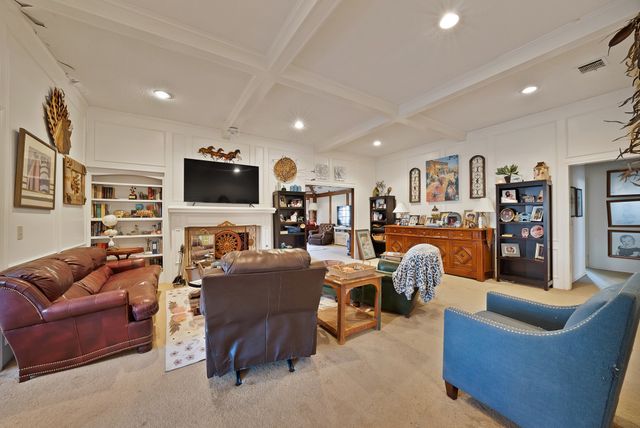 2144 Usa Drive, Plano, TX 75025