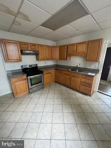 18 S AUGUSTA AVE, Baltimore, MD 21229