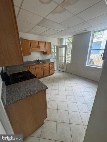 18 S AUGUSTA AVE, Baltimore, MD 21229