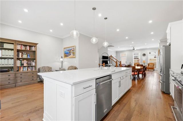1962 Attell Way, Decatur, GA 30033